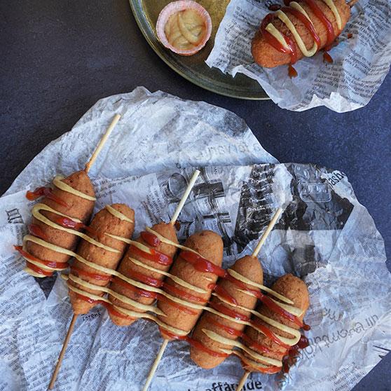 Corn dogs (desiņas kukurūzas mīklā)