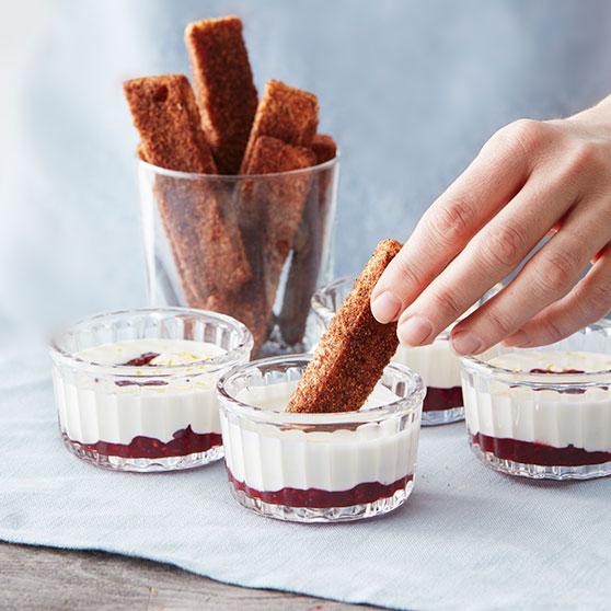 Ātrie spāņu virtuļi (churros) ar citrona krēmu